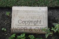 Ismailia War Memorial Cemetery - Oliver, Vera